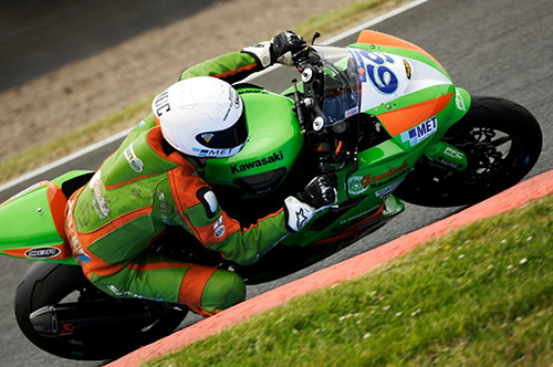 Aboard the Gearlink Kawasaki - 2015 British Supersport Championship